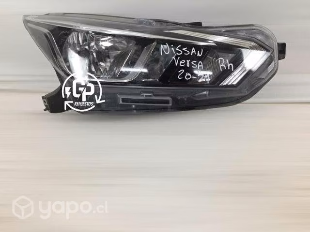 Foco óptico Nissan versa 2020-2023
