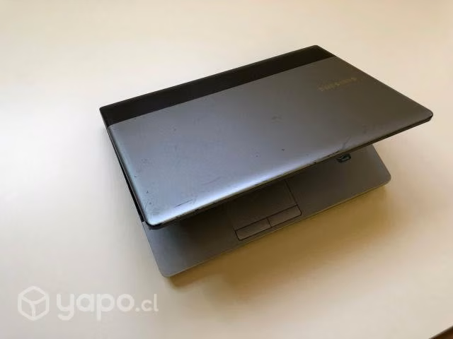 Samsung 6GB RAM, 500GB Almacenamiento