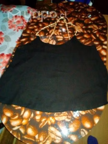 Polera negra con tirante talla S