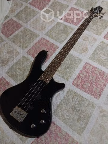 Bajo Washburn Taurus T14