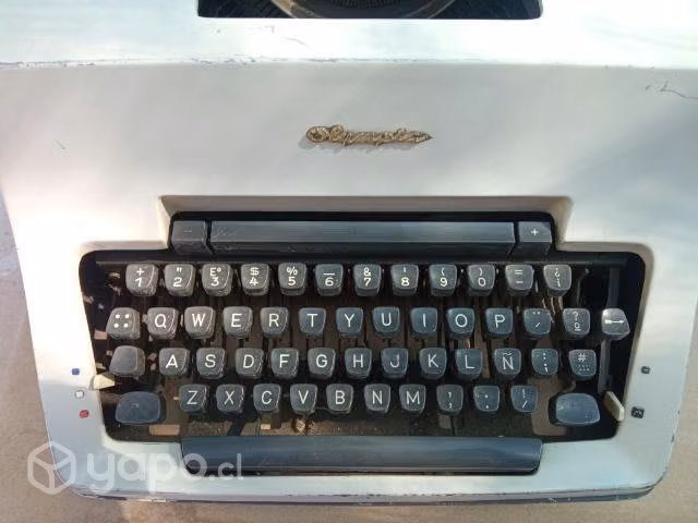 Maquina de escribir marca Olimpia - Imagen 5