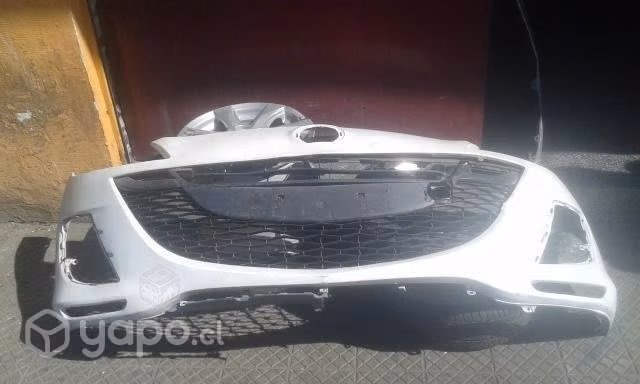 Parachoque delantero mazda 3 2011