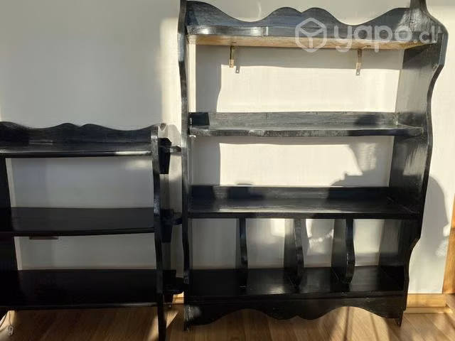 Repisas antiguas de madera, sin tornillos
