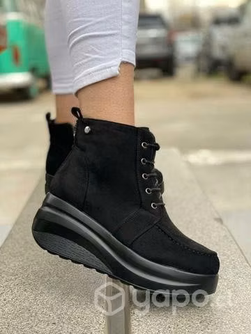 Hermoso botín a la moda muy cómodo blandito y livi - Imagen 3
