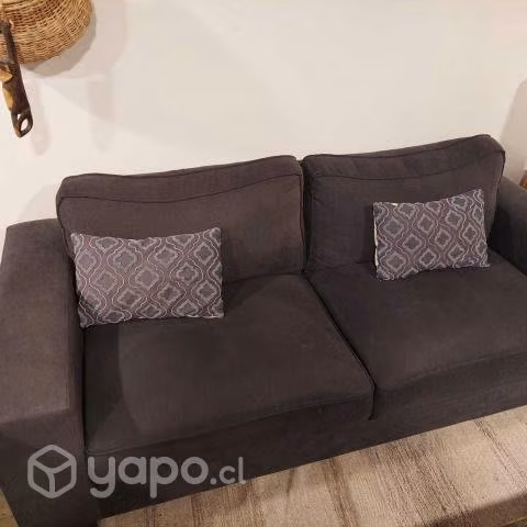 Sofa marca Rosen de tela