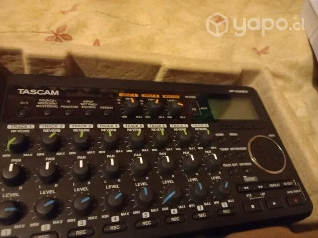 Estudio de grabación portátil tascam