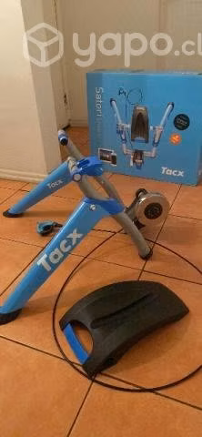 Rodillo Smart para bicicleta marca Tacx