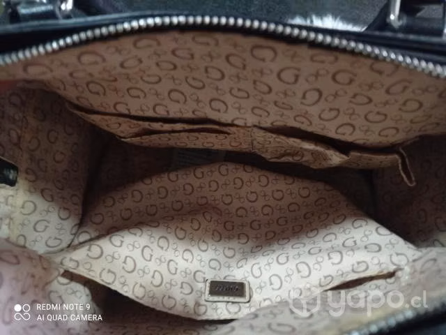 Cartera Guees