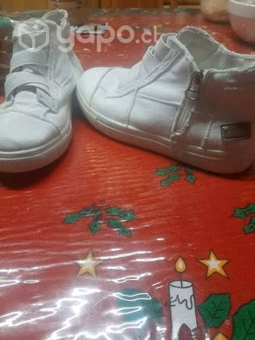 Zapatilla de niña blanca - Imagen 3
