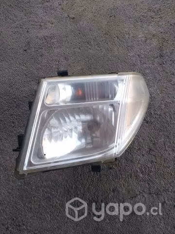 Optico Nissan Navara izquierdo original