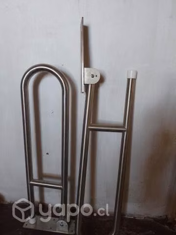 Barras abatibles para discapacitados