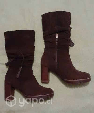 Botas