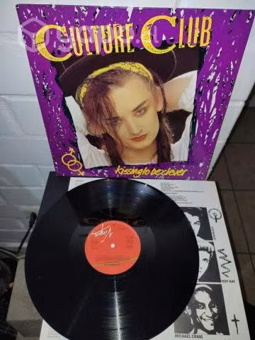 Culture Club - Kissing To Be Clever Vinilo LP
