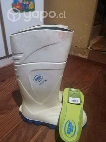 Botas nuevas bekina 42