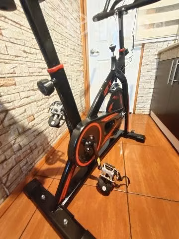 Bicicleta spinning - Imagen 3