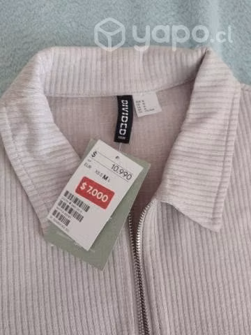 polera manga larga nueva talla M