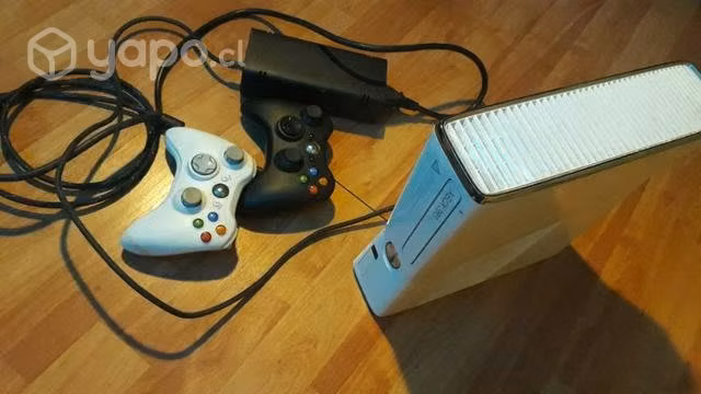 Consola Xbox 360 Slim (versión blanca) 120 GB