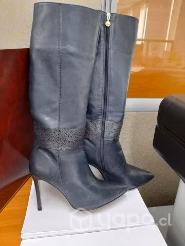 Hermosas botas cuero