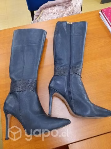 Hermosas botas cuero - Imagen 2