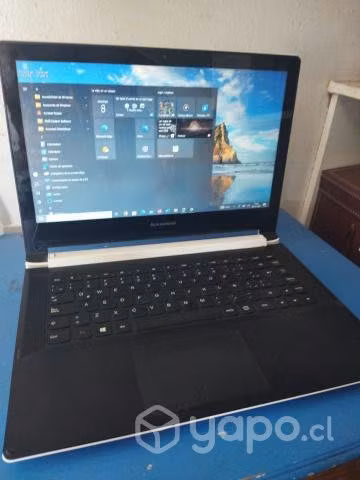 Notebook Lenovo Yoga300 táctil - Imagen 4