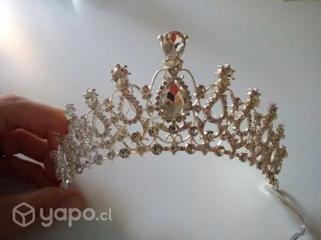 corona o diadema con luces led