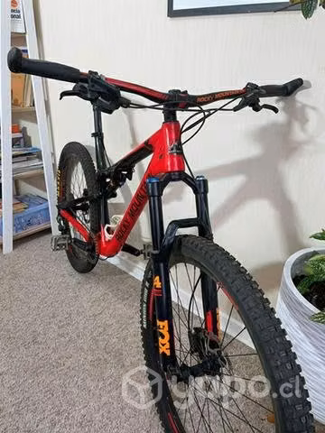 Bicicleta rocky mountain