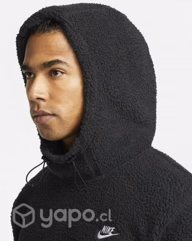 Poleron peludo Nike L