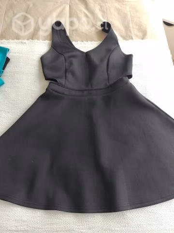 Vestido gala o fiesta negro