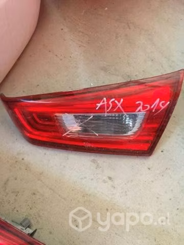 Foco trasero Mitsubishi asx 2014