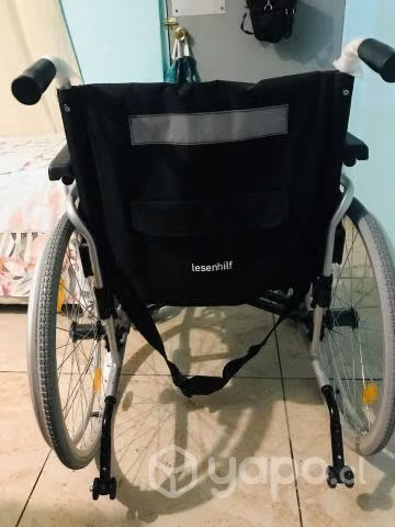 silla de ruedas. Nueva en buen precio.