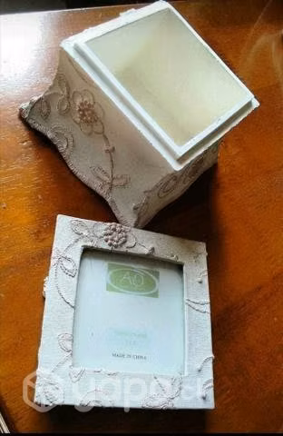 Caja/Portaretrato Blanca Con Flores Rosadas Nueva - Imagen 3