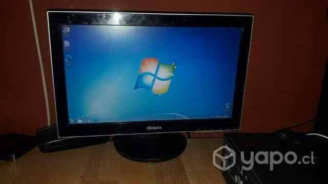 PCde escritorio marca Lenovo
