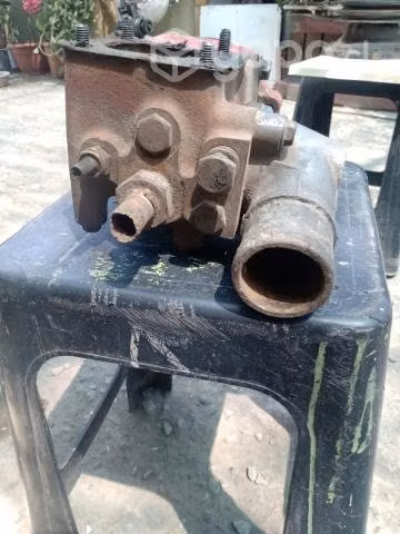 Bomba de Agua completa Camión Hino FB99 - Imagen 2