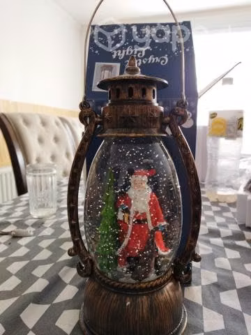 adornos