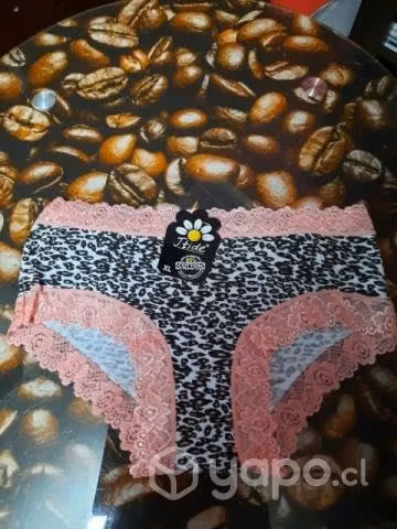 Biquini encaje diferente talla