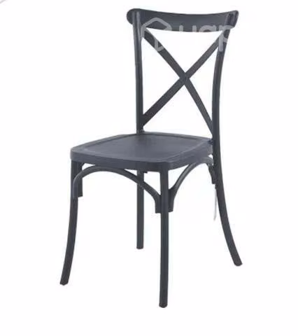 Sillas crossback negra, gris y blancas