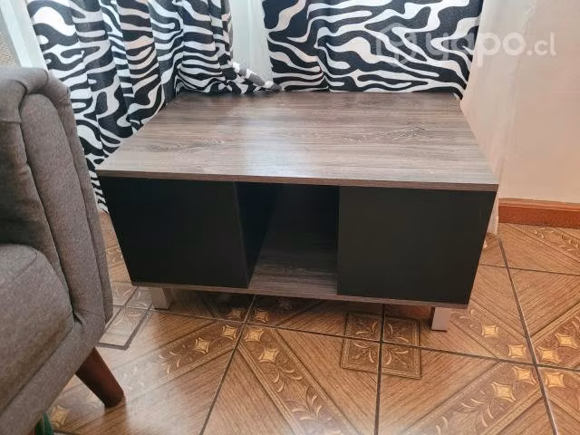 Escritorio, sofá, mesa de centro, alfombra