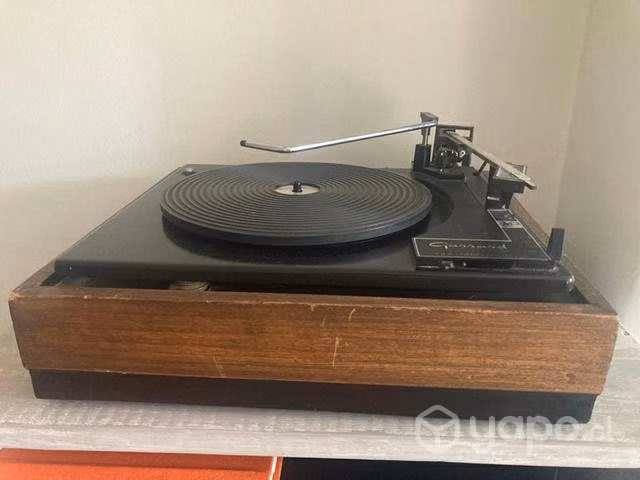 Tocadisco Vintage Garrard 6100 C