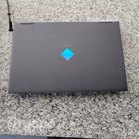 Hp omen laptop 15-en0002la en perfecto estado