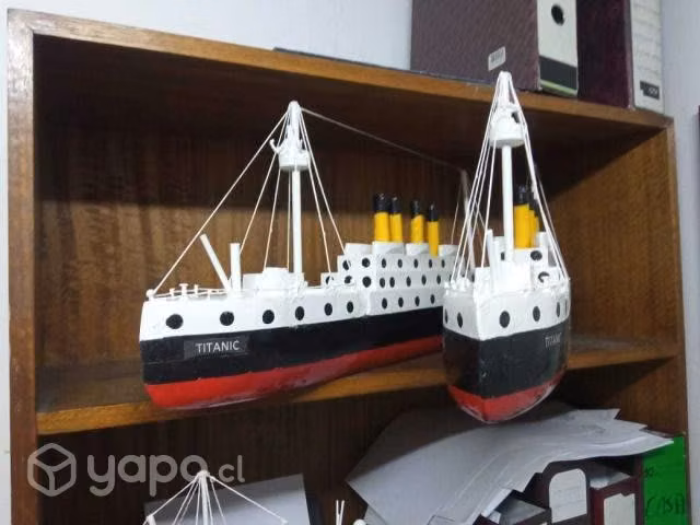 Barco titanic decorativo