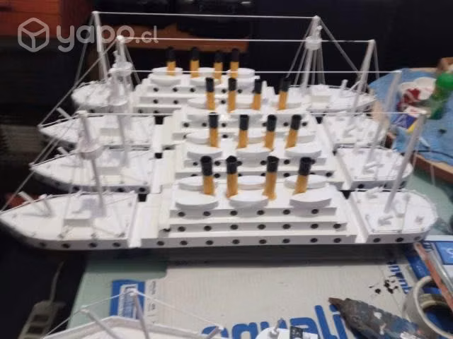 Barco titanic decorativo