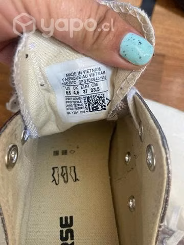 Converse plateadas - Imagen 4
