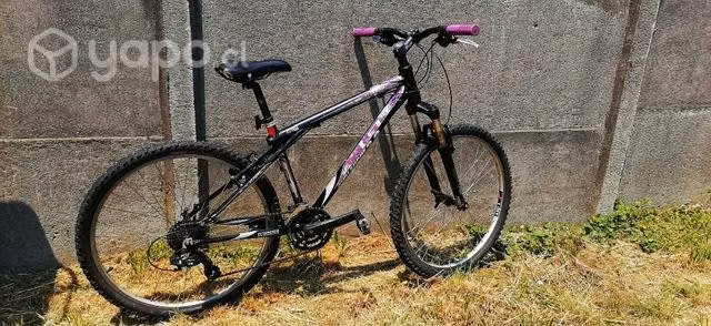 Bicicleta GT Avalanche 3.0 - Imagen 3