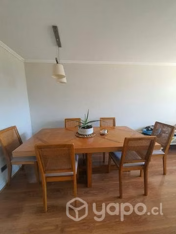 Mesa madera comedor (sin sillas, fueron vendidas)