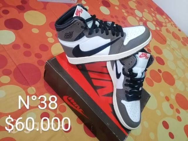 Zapatillas DC Y JORDAN TRAVIS SCOTT.