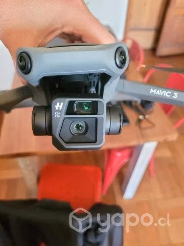 Dron Mavic 3