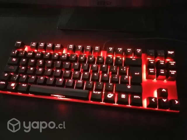 Teclado Mecánico Ozone StrikeBattle (Cherry Red)