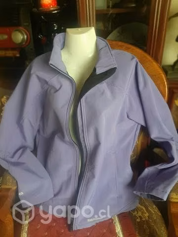Chaqueta delgada