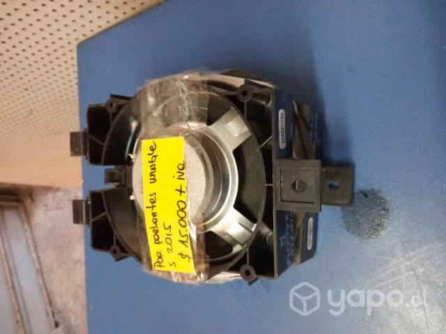 Par de parlantes great wall wingle 5 2015