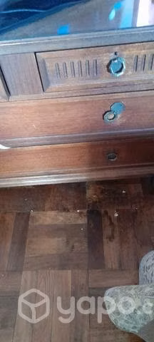 Mesa de apoyo para la tele velador